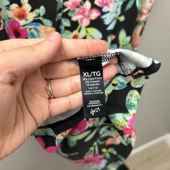 Women Floral Summer Dress - Picture 3 of 3